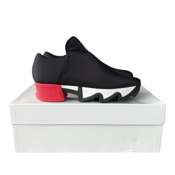IRI Wes Low Top Sneakers NIB - Picture 1 of 12